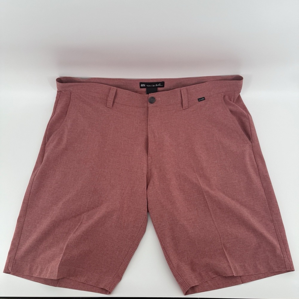 Travis Mathew Shorts Men 36/10" Sand Harbor Performance Stretch Golf Garnet Rose